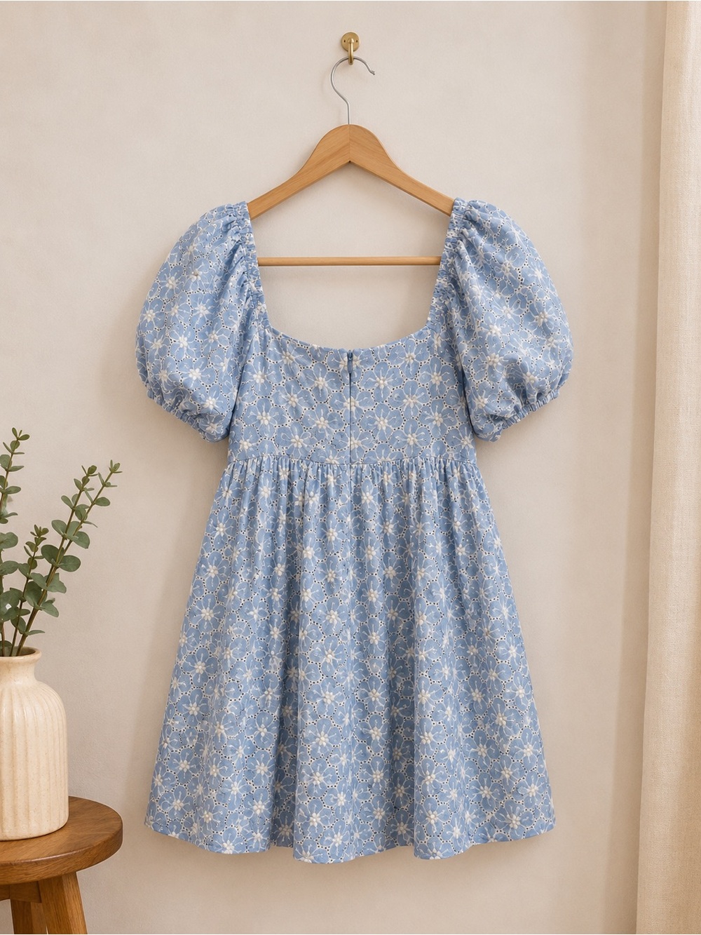 Lulu's Fit to Frolic Blue Eyelet Lace Puff Sleeve Babydoll Dress Sz L - Picture 6 of 9
